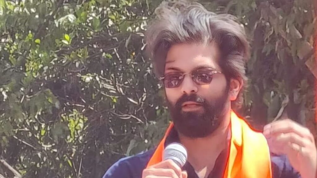 Thackeray's son Amit